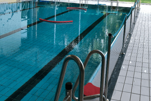 Bild 1 von Waldschwimmbad Bad Wünnenberg